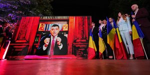 Ο νικητής του α΄ γύρου των προεδρικών εκλογών στη Ρουμανία, Τζόρτζε Σιμιόν