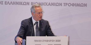 Ο πρόεδρος του ΣΕΒΤ, Ιωάννης Γιώτης