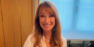 Πώς διατηρεί τη σιλουέτα της στα 74 η Τζέιν Σέιμουρ