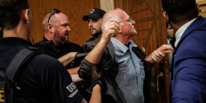 Η στιγμή της σύλληψης του Μπεν Κοέν