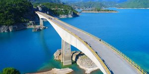 H γέφυρα που συνδέει την Αιτωλοακαρνανία με την Ευρυτανία