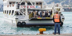 Άφιξη Τούρκων τουριστών στη Λέσβο