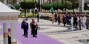 Ο Ντόναλντ Τραμπ με τον πρίγκιπα διάδοχο της Σαουδικής Αραβίας, Μοχάμεντ μπιν Σαλμάν