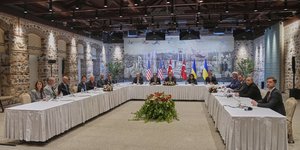 Η πρώτη τριμερής στην Κωνσταντινούπολη