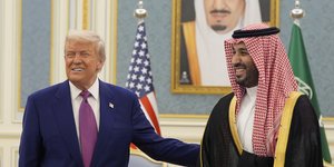 Ντόναλντ Τραμπ και Μοχάμεντ μπιν Σαλμάν