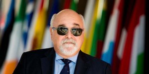 Ο Γιάννης Βαρδακαστάνης