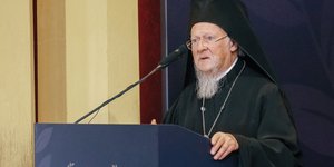 Απονομή του βραβείου «Οικουμενικός Πατριάρχης Βαρθολομαίος» στον Γιώργο Παπαλιάρη