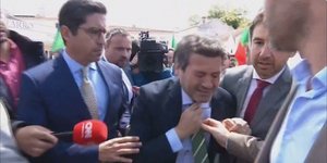 Ο Αντρέ Βεντούρα κατέρρευσε εκ νέου σε προεκλογική συγκέντρωση