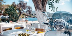 βεσπα τραπεζι