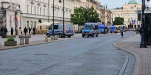 Αστυνομία έξω από πανεπιστήμιο στη Βαρσοβία