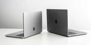 Windows laptop και Macbook