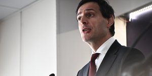 Ο Ευρωπαίος επίτροπος για το κλίμα Βόπκε Χούκστρα