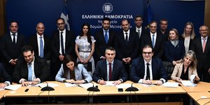 100 million euros for renovation of 426 schools under "Marietta Giannakou" programme