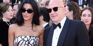 Ένα ζευγάρι που έμοιαζε εκπληκτικά στους Μπέζος και Σάντσεζ εθεάθη χθες στο κόκκινο χαλί των Καννών