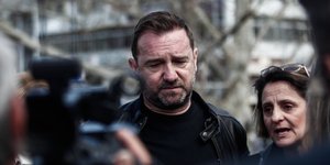 Ο Νίκος και η Σοφία Πλακιά θρηνούν τον χαμό των παιδιών τους στα Τέμπη