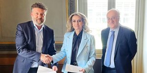 Λεωνίδας Χριστόπουλος, Σοφία Κουνενάκη - Εφραίμογλου, & Δημήτρης Εφραίμογλου