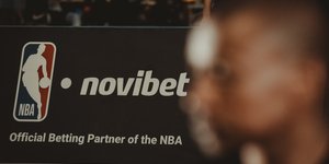 Το αυθεντικό Larry O’Brien Trophy στην Ελλάδα απο τη Novibet