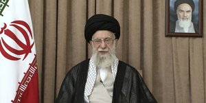 Νέα επανεμφάνιση Χαμενεΐ με βιντεοσκοπημένο μήνυμα