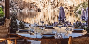 Το AbraOvata στη Λίμνη Βουλιαγμένης