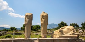 ακεφαλα αγαλματα