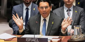  Ο Ισραηλινός Μόνιμος Αντιπρόσωπος στον ΟΗΕ, πρέσβης Ντάνι Ντανόν