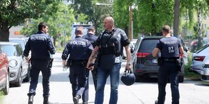 Αστυνομικοί στο σχολείο στην Αυστρία