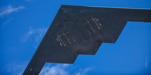 Β-2 βομβαρδιστικά