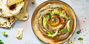 Μπαμπά γκανούς: spicy μελιτζανοσαλάτα με ταχίνι / Φωτογραφία: Shutterstock