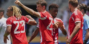 Η Μπάγερν διέλυσε την Όκλαντ Σίτι με 10-0 