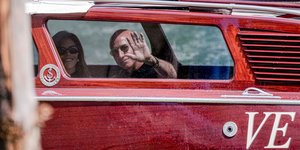 Τζεφ Μπέζος και Λόρεν Σάντσες