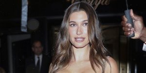 Χέιλι Μπίμπερ: To 28χρονo nepo baby που δημιούργησε ένα brand ομορφιάς αξίας 1 δις δολαρίων