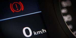 Ένδειξη φρένων στο αυτοκίνητο
