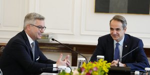 Ο Μάγκνους Μπρούνερ με τον Κυριάκο Μητσοτάκη