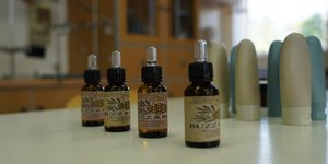 Buzz and Bloom: Μαθητές από την Ξάνθη δημιουργούν φυσικά καλλυντικά για καλό σκοπό