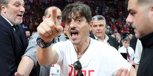 Ένταση με Δημήτρη Γιαννακόπουλο στο ΣΕΦ 