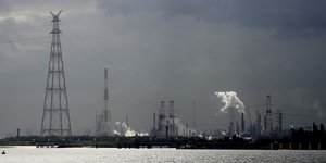 Οι εκπομπές αερίων του θερμοκηπίου συνεχίζουν να αυξάνονται
