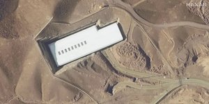 Δορυφορική εικόνα, που παρέχεται από τη Maxar Technologies, δείχνει το ιρανικό πυρηνικό εργαστήριο Φορντό στο Ιράν 