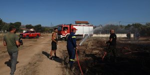 Στιγμιότυπο από την πυρκαγιά στην Ανάβυσσο