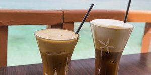 Καφεδάκια φρέντο εσπρέσο και καπουτσίνο