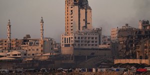 Τουλάχιστον 35 Παλαιστίνιοι νεκροί από πυρά και αεροπορικούς βομβαρδισμούς του Ισραήλ