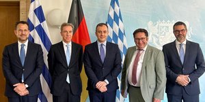 Ο υφυπουργός Εξωτερικών, Τάσος Χατζηβασιλείου με αξιωματούχους του κρατιδίου της Βαυαρίας