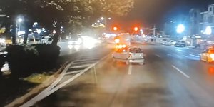 Λ.Αθηνών - Οδηγός ξέχασε να βάλει χειρόφρενο - Το αυτοκίνητο βγήκε στο δρόμο [