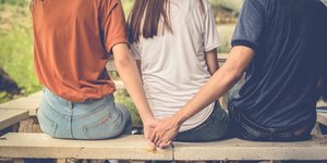 Γιατί οι άνθρωποι απατούν; / SHUTTERSTOCK