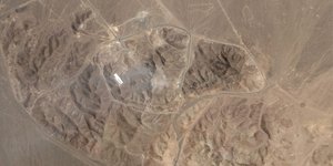 Καταστροφές στις εισόδους της πυρηνικής εγκατάστασης του Ιράν στο Φορντό 