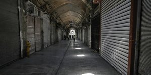 Κλειστά μαγαζια στην Τεχεράνη