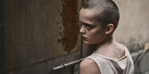 Ο Jonah Wren Phillips σε μια σκηνή από το «Bring Her Back»