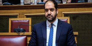 Ο Γιάννης Κεφαλογιάννης στη Βουλή