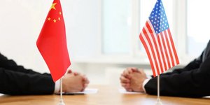 Στο τραπέζι των διαπραγματεύσεων Κίνα και ΗΠΑ