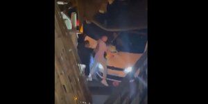 Βίντεο-σοκ με τον άγριο ξυλοδαρμό υπαλλήλου καθαριότητας στην Κυψέλη
