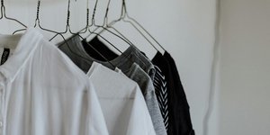 3 έξυπνα κόλπα για να εξαφανίσετε λεκέδες με υλικά που έχετε ήδη στο σπίτι